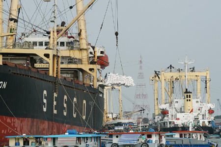 Gói kích thích của FED: Sẽ tác động tích cực đến XK và đầu tư của Việt Nam 